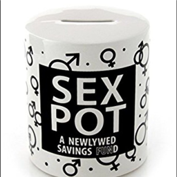 A new bank for the wedding couple - Picture 1 of 1